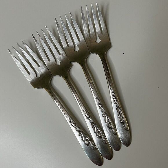Other - Carlton Silver Plate Salad Fork Set Of 4 Forks Cherie Pattern
